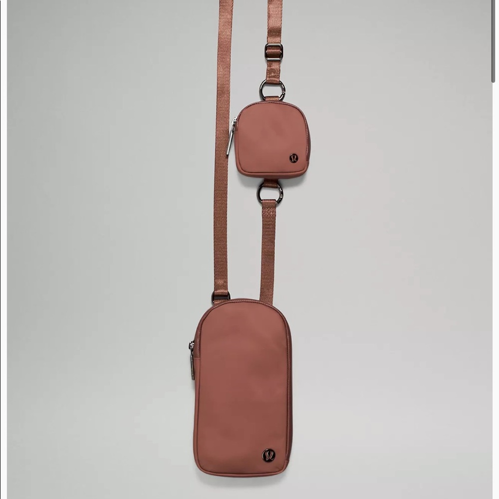 Lululemon Modular Phone Crossbody Bag